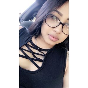Meet your Posher, Alejandra